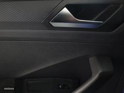 Volkswagen T-Roc 1.0 TSI 110CV Life - Miniatura 15