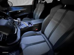 Peugeot 3008 1.2 130CV Allure Pack - Miniatura 15
