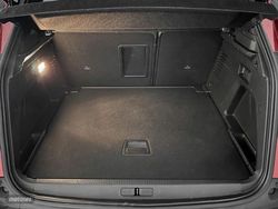 Peugeot 3008 1.2 130CV Allure Pack - Miniatura 17