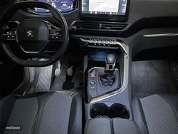 Peugeot 3008 1.2 130CV Allure Pack - Miniatura 7