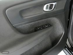 Volvo XC40 1.5 129CV T2 Essential Auto - Miniatura 11