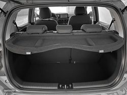 Hyundai i10 1.0 MPI 66CV Essence - Miniatura 17