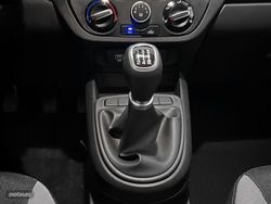 Hyundai i10 1.0 MPI 66CV Essence - Miniatura 9