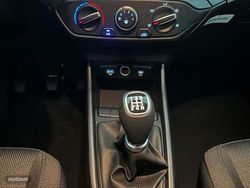 Hyundai i20 1.2 MPI 79CV Essence - Miniatura 13