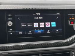 Volkswagen Taigo 1.0 TSI 95CV Connect - Miniatura 10