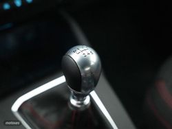 Ford Kuga 1.5 Ecoboost 150CV STLine - Miniatura 16