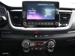 Kia Stonic 1.0 TGDI 100CV Active - Miniatura 14