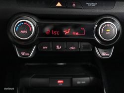 Kia Stonic 1.0 TGDI 100CV Active - Miniatura 15