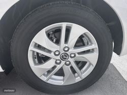 Mazda Mazda2 1.5 Hybrid 116CV CVT CentreLine - Miniatura 20