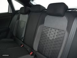 Volkswagen Taigo 1.0 TSI 115CV R-Line - Miniatura 20
