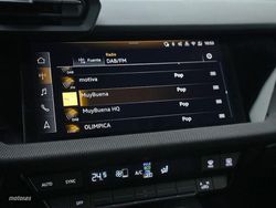 Audi A3 2.0 TDI 150CV 35 SLine Stronic - Miniatura 10