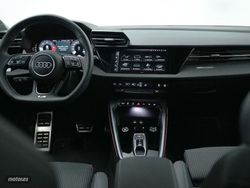 Audi A3 2.0 TDI 150CV 35 SLine Stronic - Miniatura 8