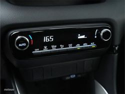 Toyota Yaris 1.5 e-CVT 116CV 120H Active Plus - Miniatura 7