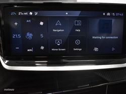 Peugeot 2008 1.2 100CV Allure - Miniatura 10