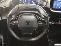 Peugeot 2008 1.2 100CV Allure - Miniatura 9