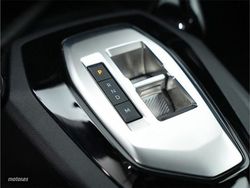 Peugeot 208 1.2 100CV Style Hybrid eDCS6 - Miniatura 17