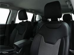 Jeep Compass 1.5 MHEV 130CV Altitude DCT - Miniatura 18