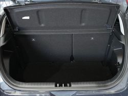 Hyundai i20 1.2 MPI 79CV Klass - Miniatura 19