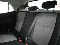 Kia Stonic 1.0 TGDI 100CV Active - Miniatura 18