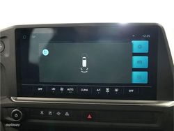 Volkswagen Caravelle 2.0 TDI 110CV Corta 9 plazas - Miniatura 9