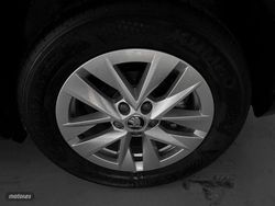 Skoda Fabia 1.0 TSI 115CV Selection DSG - Miniatura 17