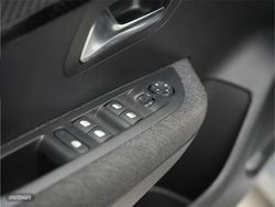 Peugeot 208 1.2 100CV Style Hybrid eDCS6 - Miniatura 18
