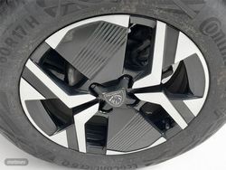 Peugeot 2008 1.2 145CV Allure Hybrid eDCS6 - Miniatura 26
