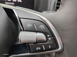 Skoda Karoq 1.0 TSI 115CV Selection - Miniatura 17
