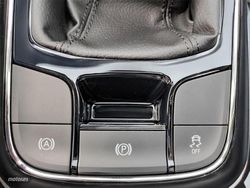 Skoda Karoq 1.0 TSI 115CV Selection - Miniatura 23