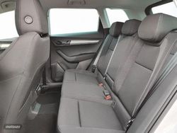 Skoda Karoq 1.0 TSI 115CV Selection - Miniatura 27