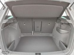 Skoda Karoq 1.0 TSI 115CV Selection - Miniatura 28