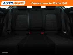 Volkswagen Passat 2.0 TDI Business - Miniatura 16