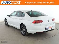 Volkswagen Passat 2.0 TDI Business - Miniatura 4