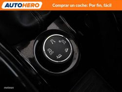 Peugeot 2008 1.2 PureTech Allure - Miniatura 28