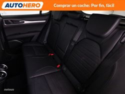 Alfa Romeo Stelvio 2.2 JTDM Sprint Q4 - Miniatura 15