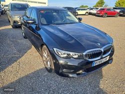 BMW Serie 3 318d Auto. - Miniatura 3
