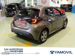 Toyota Yaris 120H Active Plus 85 kW (116 CV) - Miniatura 2