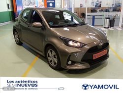 Toyota Yaris 120H Active Plus 85 kW (116 CV) - Miniatura 3