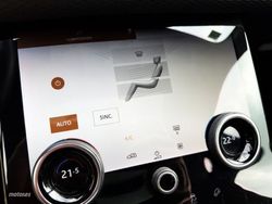 Land Rover Range Rover Velar D200 MHEV 4WD Auto R-Dynamic S - Miniatura 31