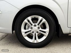 Ssangyong Rodius D22T Limited - Miniatura 11