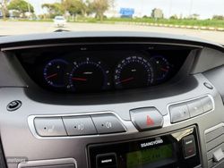 Ssangyong Rodius D22T Limited - Miniatura 18