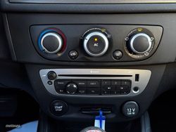 Renault Megane Authentique 1.6 16v 100 - Miniatura 6