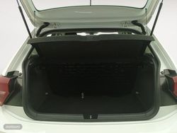 Volkswagen Polo 1.0 TSI 70kW (95CV) - Miniatura 22