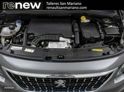 Peugeot 2008 SIGNATURE - Miniatura 24