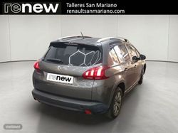 Peugeot 2008 SIGNATURE - Miniatura 3