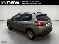 Peugeot 2008 SIGNATURE - Miniatura 4