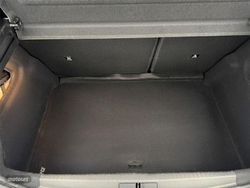 Peugeot 208 1.2 Hybrid 110CV Allure eDCS6 - Miniatura 22