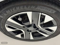 Peugeot 208 1.2 Hybrid 110CV Allure eDCS6 - Miniatura 23