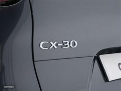 Mazda CX-30 2.5 e-Skyactiv G 140CV MHEV CentreLine AT - Miniatura 26