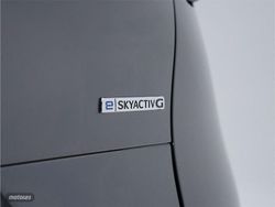 Mazda CX-30 2.5 e-Skyactiv G 140CV MHEV CentreLine AT - Miniatura 27